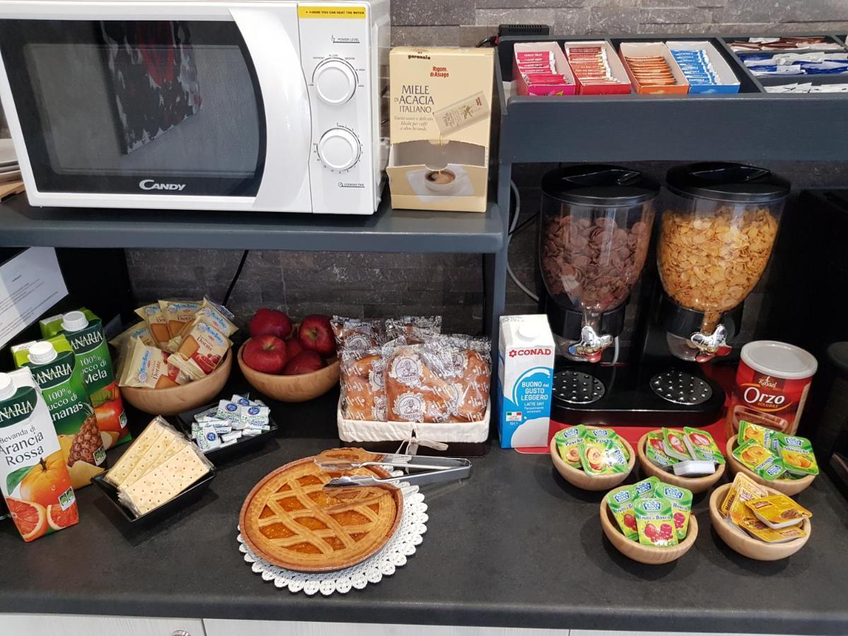 Apple Rome Airport Gasthof 5*